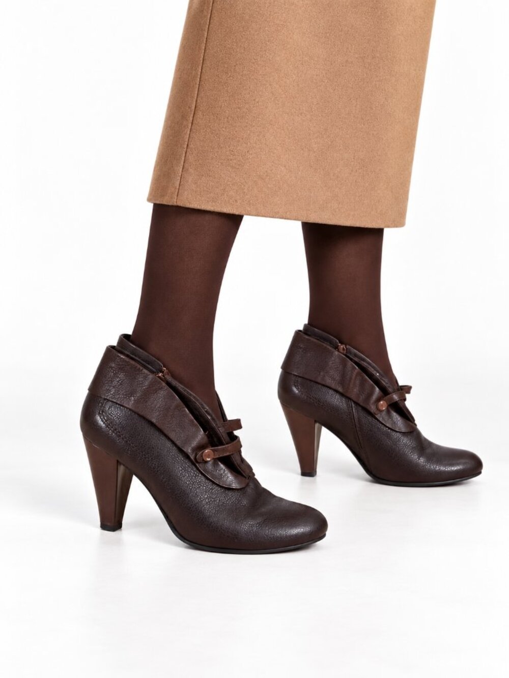 Logan Vera Pelle Leather Heeled Bootie Womens EU 37 US 6.5 Brown Made in Italy